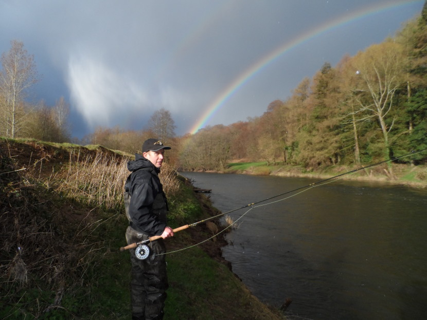 Spring salmon fishing at Chainbridge on Usk